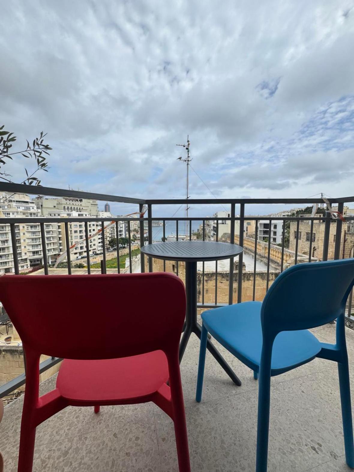 3 Bedrm Apt Seaview Balluta Bay Sliema Buitenkant foto